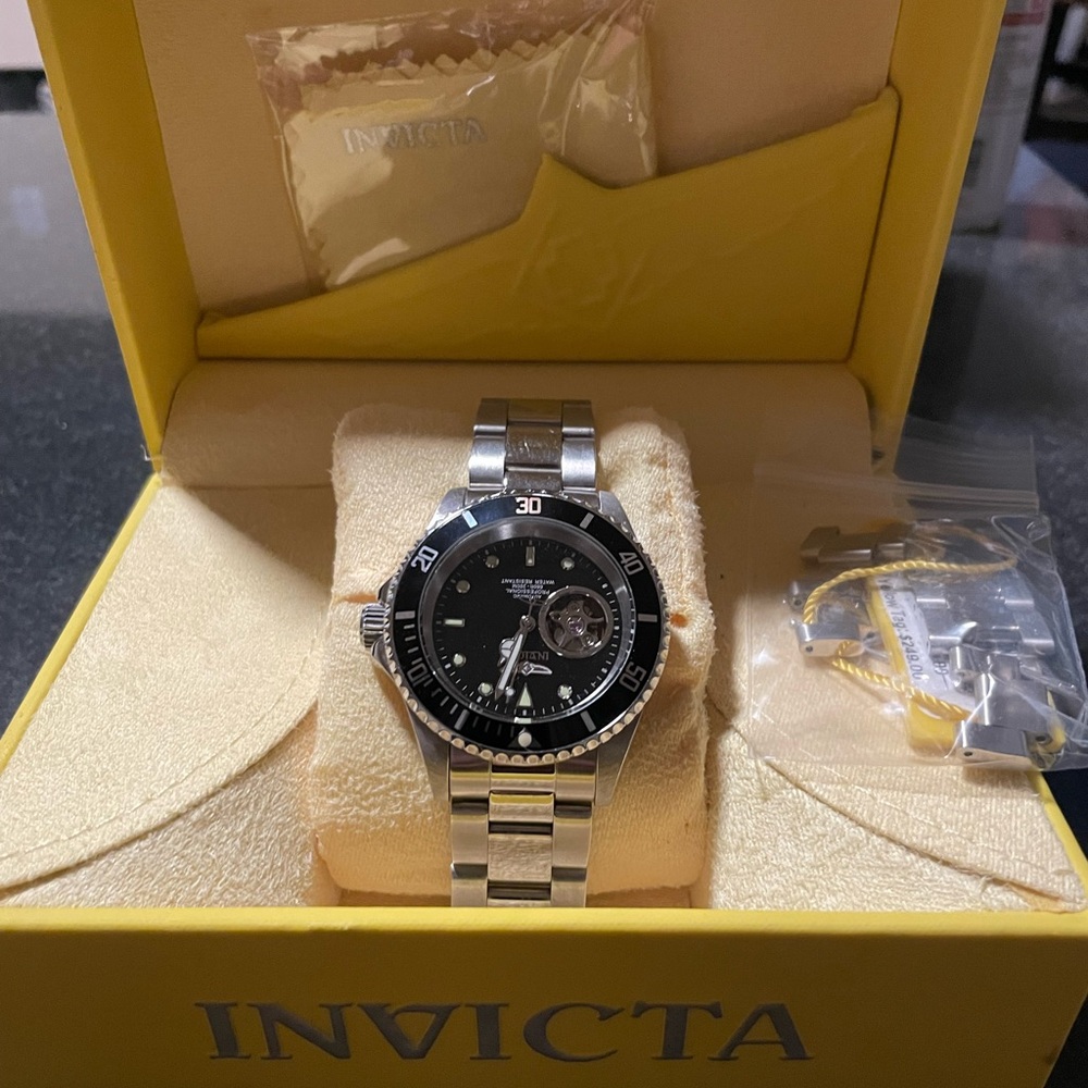 Invicta Laeies Automatic Watch